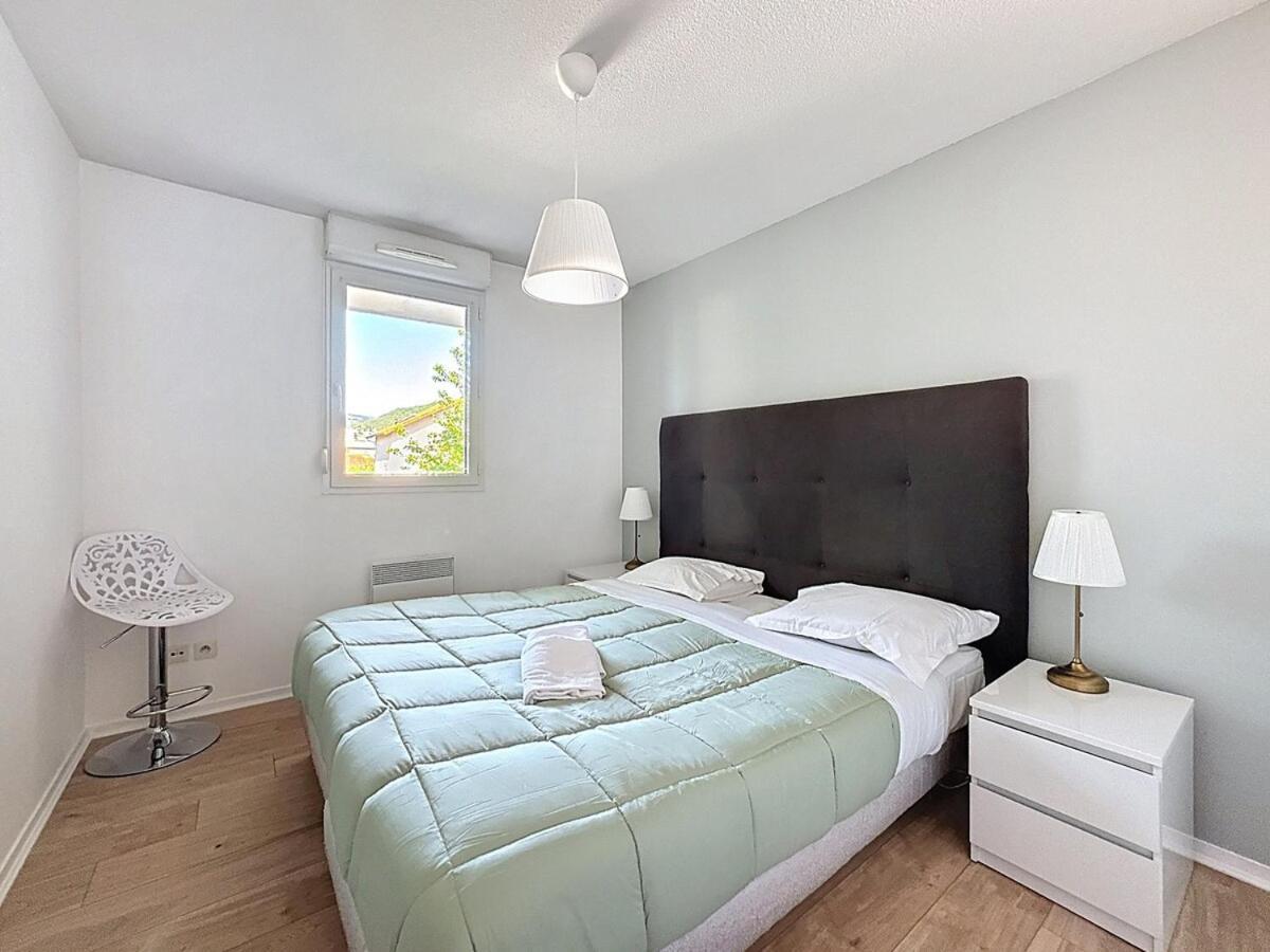 Ferienwohnung Sejour Cosy - Lit 180X200 - Wifi - Parking Clermont-Ferrand Exterior foto