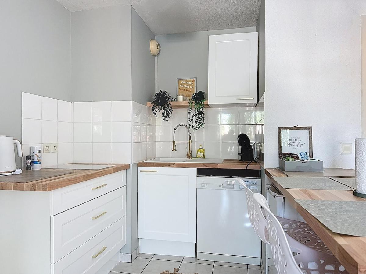 Ferienwohnung Sejour Cosy - Lit 180X200 - Wifi - Parking Clermont-Ferrand Exterior foto