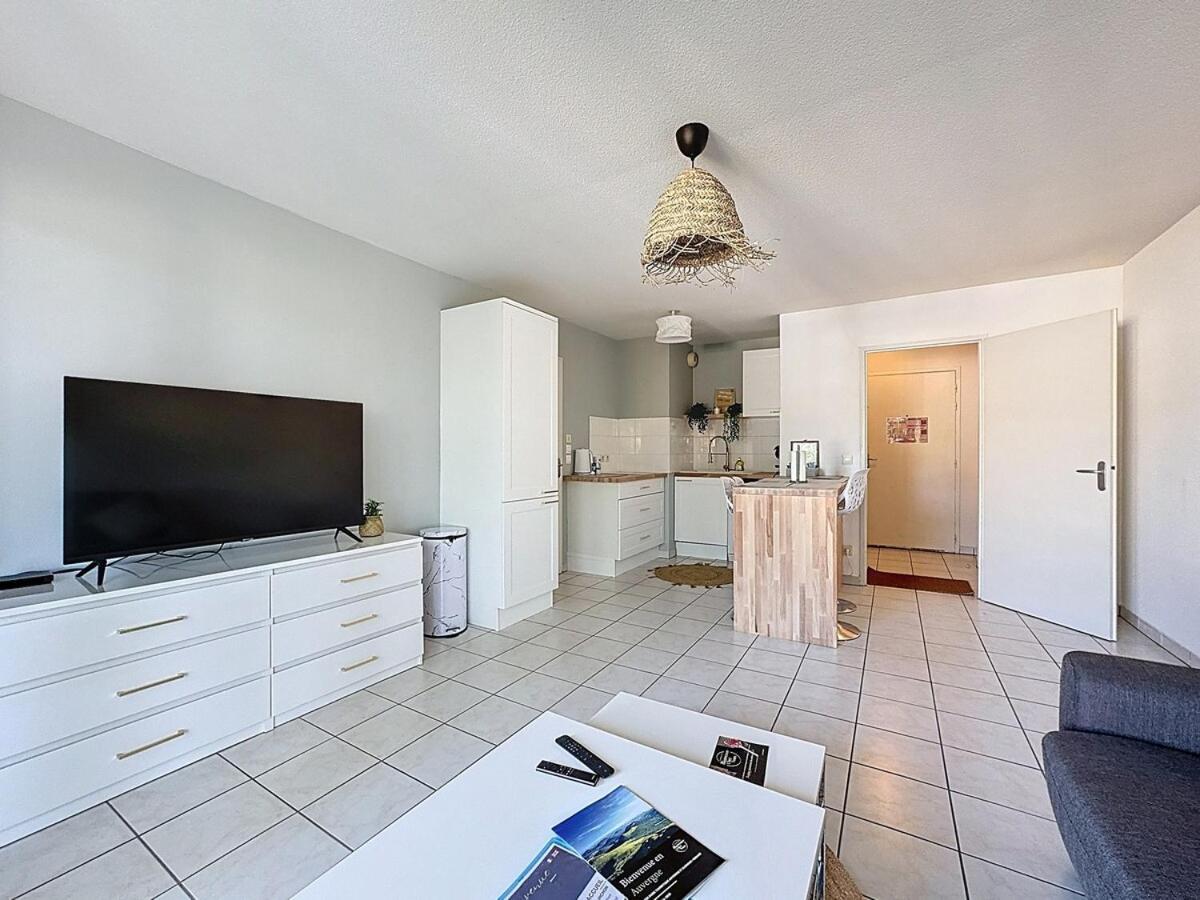 Ferienwohnung Sejour Cosy - Lit 180X200 - Wifi - Parking Clermont-Ferrand Exterior foto
